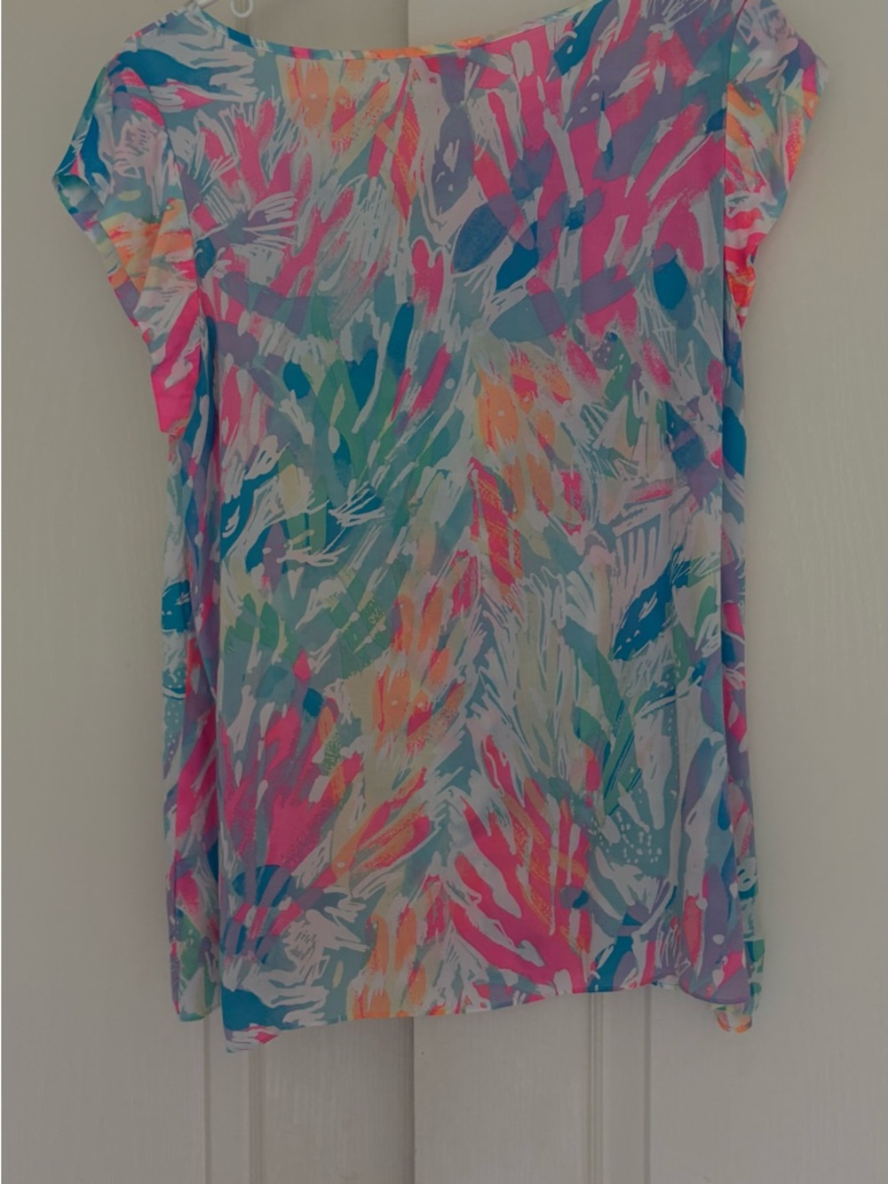Lilly Pulitzer Chiffon Keyhole Blouse - Medium - Picture 4 of 9